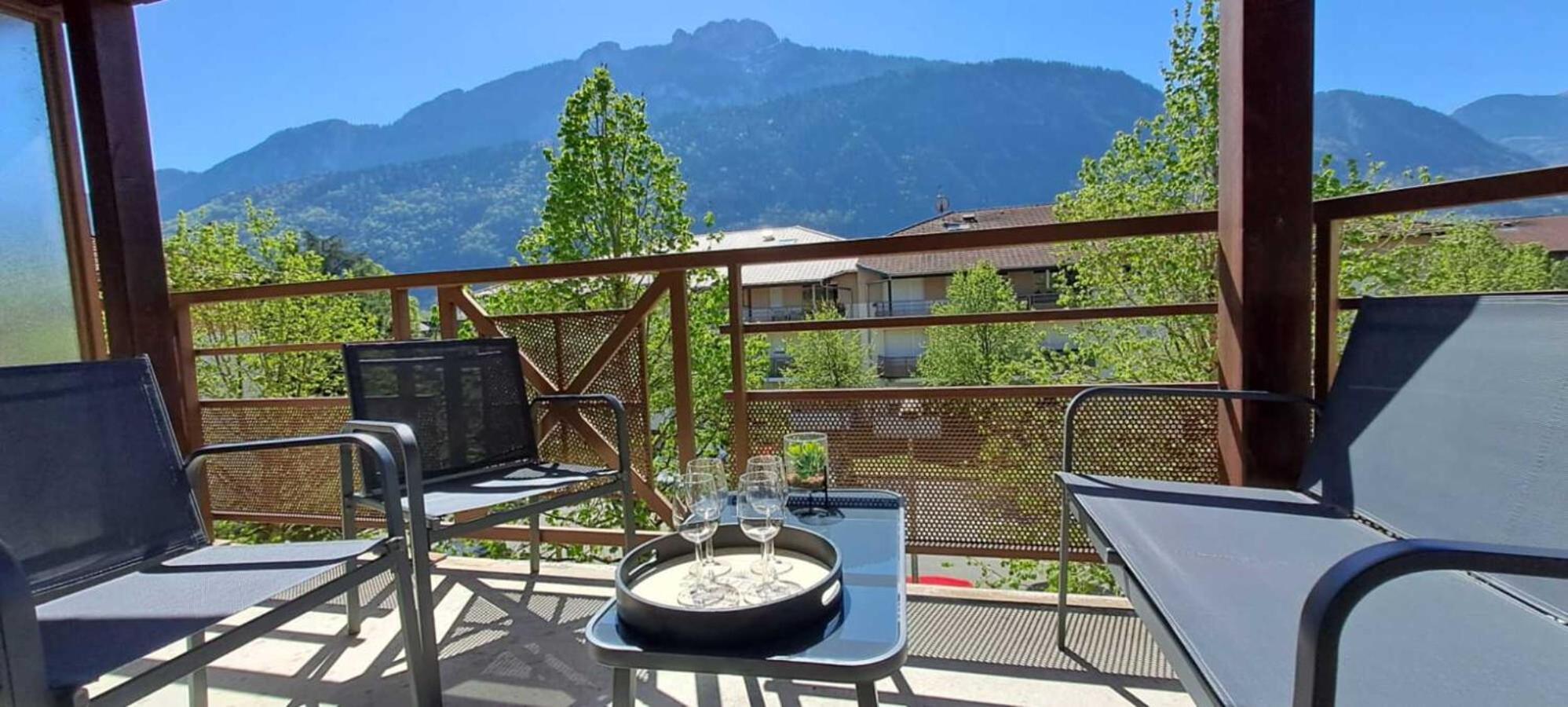 Browny Home*Vue Montagne*Proximite Grands Axes ボンヌヴィル エクステリア 写真